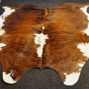 Gorgeous Rich High Gloss Chestnut Based Coat - A Beautiful Premium Quality Cowhide Rug