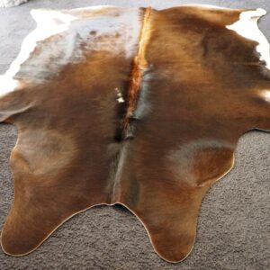 A Lovely Dark Coffee Toned  Tri Coloured Cowhide Rug - A Wonderful Sheen - A Gorgeous Coat - A Beautiful Hide