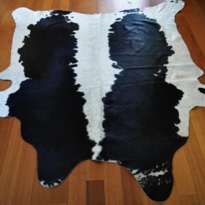 A Simple and Striking Hide  -
