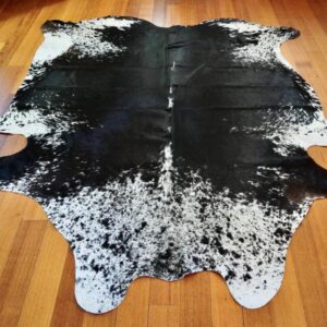 I Just love this Hide - A Bold Speckle - A Star Lined Centre Blaze - A Beautiful Centre Piece for Your Home
