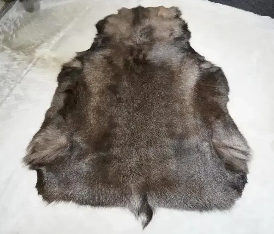 Fantastic Texture - Beautiful Dark Tones - A Lovely Premium Reindeer Hide