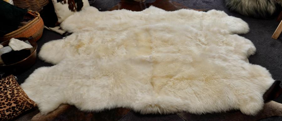 A Totally Massive & Absolutely Luxurious 2050mm x 1550mm Natural ...