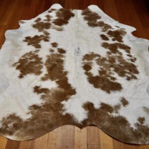 Big & Beautiful - A Glorious Coat - A Premium Hand Selected Cowhide Rug