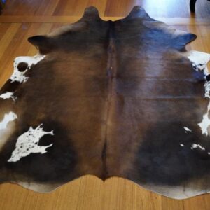 Rich Colourings - A Beautiful Apartment Sized Cowhide Rug