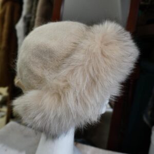 A Wonderful Warm Beige Fox Fur Trimmed Felted Wool Blend Winter Hat
