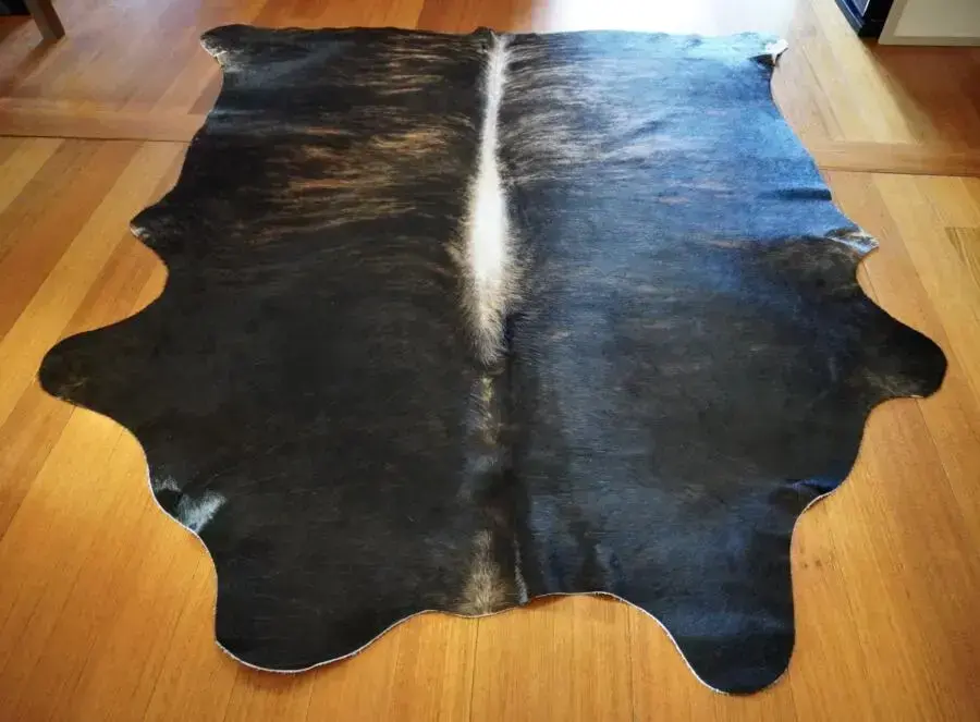 A Hide with a definite WOW Factor - An Absolutely Stunning Dark Exotic Cowhide Rug