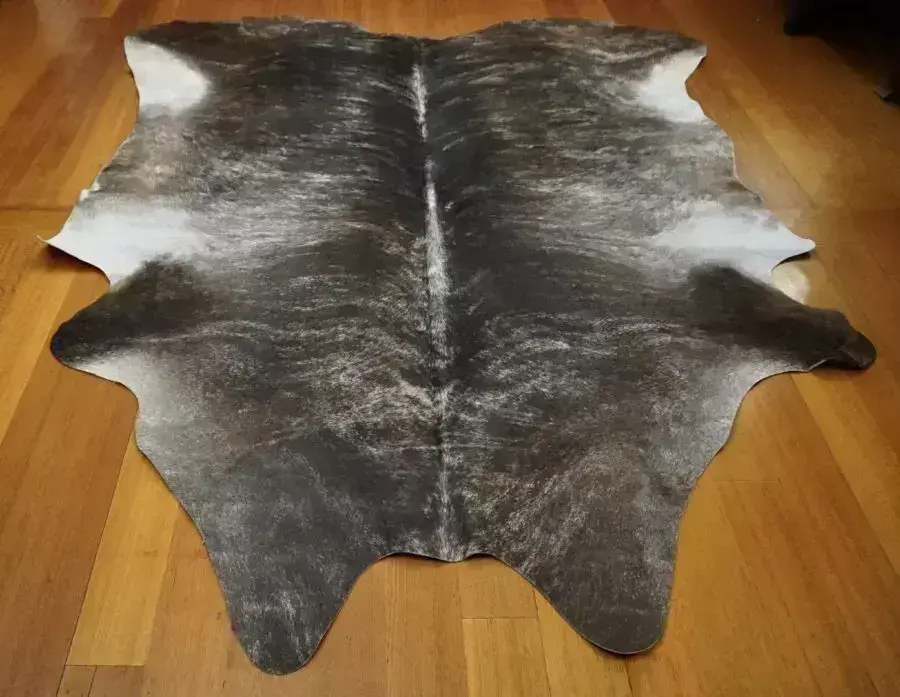 Tri Coloured And Exotic Hides