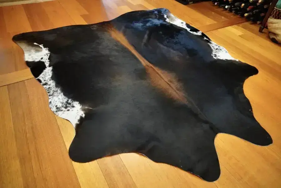 Beautiful Markings. - An Amazing Branded Tri Coloured Cowhide Rug